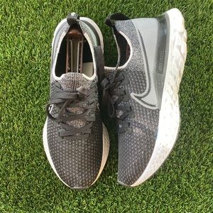 Nike infinity react 8Mens